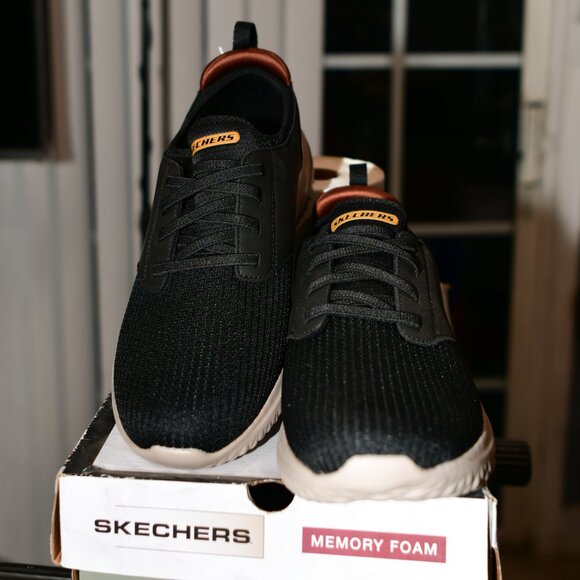 Skechers men Delson slip on shoes main image 6
